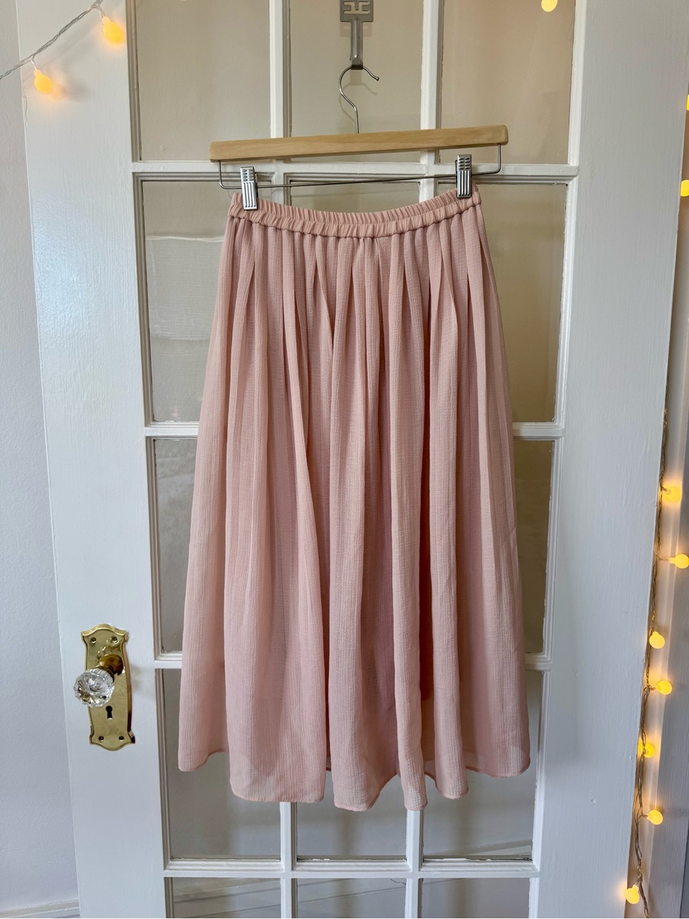 UNIQLO Pink Chiffon Midi Pleated Skirt (24” Elastic Waistband)